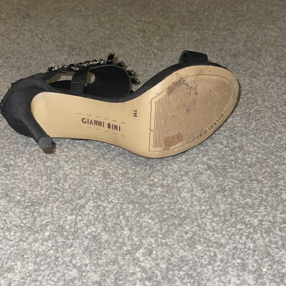 Gianni Bini heels size 7 - Picture 4 of 4